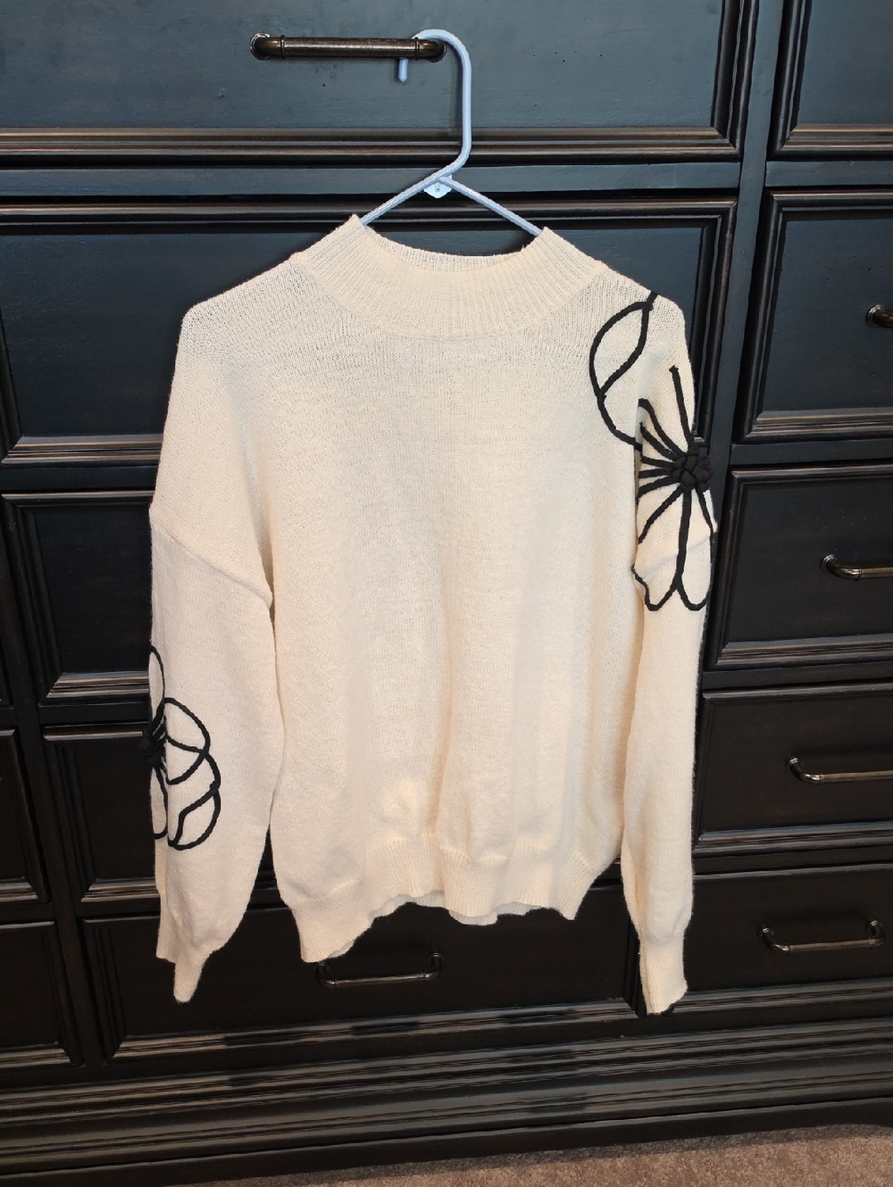 SHEIN Cream Turtleneck Sweater with Black Floral Detail Size Large